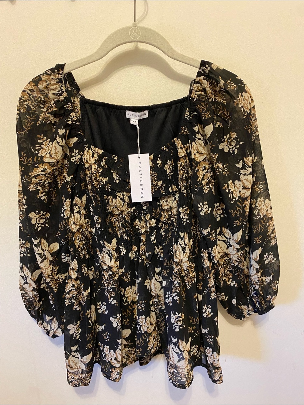 NWT Baltic Born Fenna Smocked Top black and gold floral medium